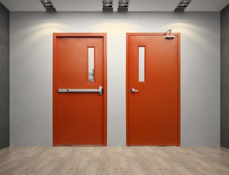 Puertas Cortafuego vs Puertas Tradicionales